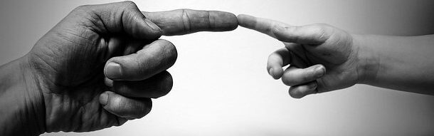 el parmaklarının şişmesi